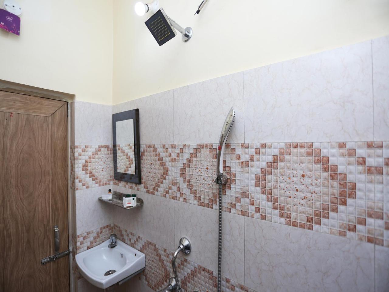 Oyo 24970 Hotel Galaxy Inn Durgāpur エクステリア 写真